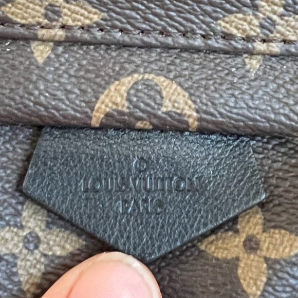 LOUIS VUITTON Palm Springs monogram canvas MM - Picture 5 of 16